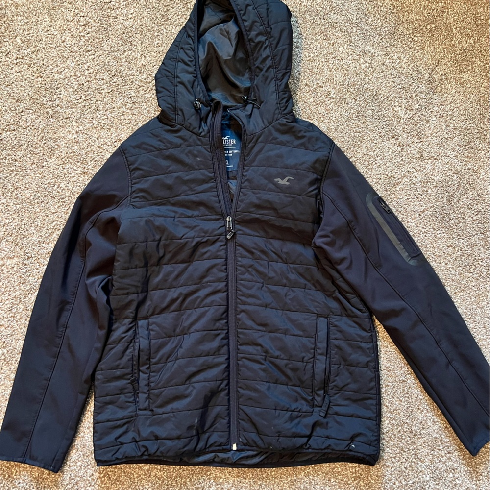 Hollister Men’s XL black zipper jacket with hood